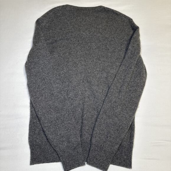 Tahari Gray 100% 2-Ply Cashmere V Neck Knit Sweater Womens Size Medium EUC - Picture 14 of 15